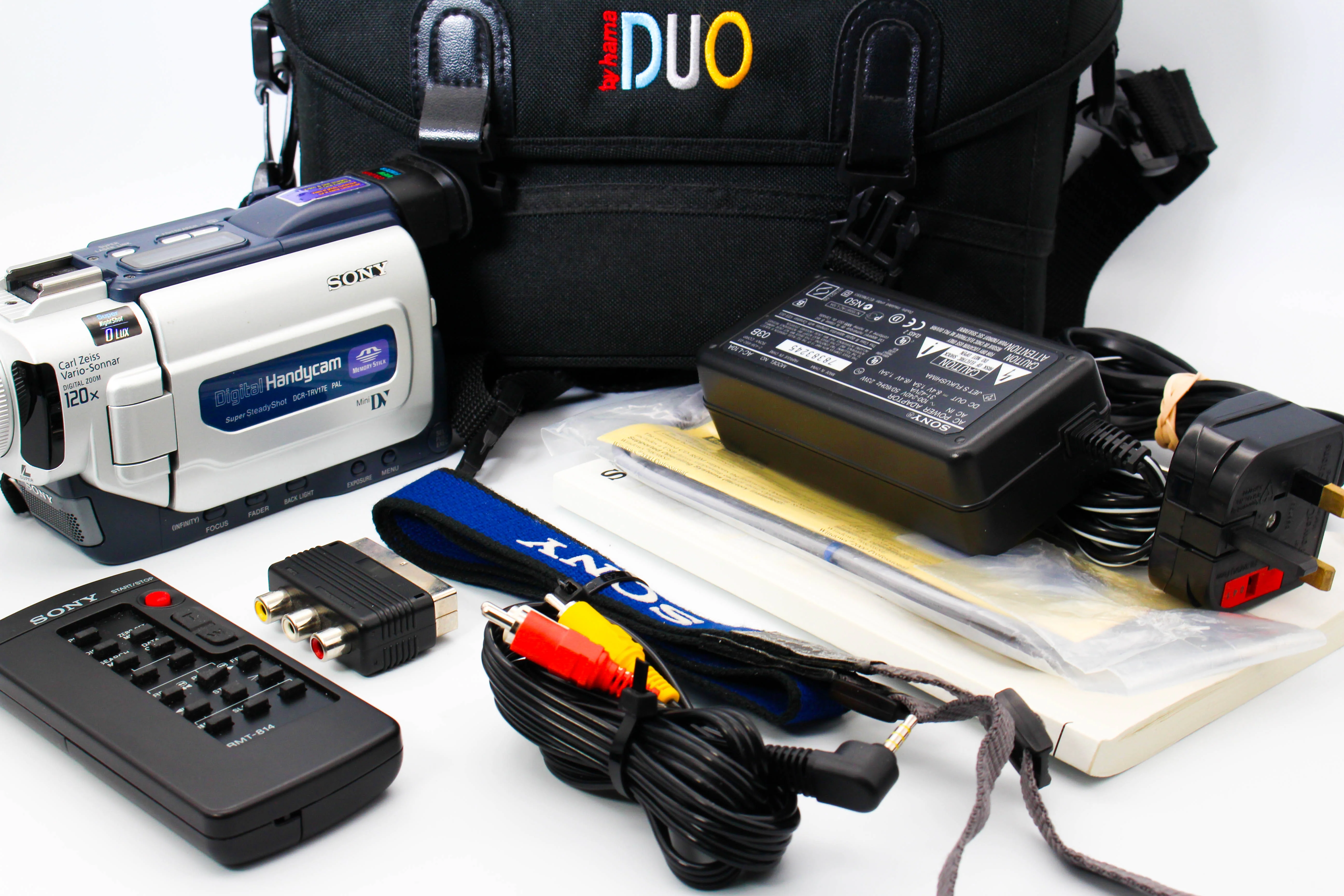 Sony DCR-TRV17E Handycam MiniDV Tape Digital Video Camera Camcorder - Tested Bundle Excellent - Image 2