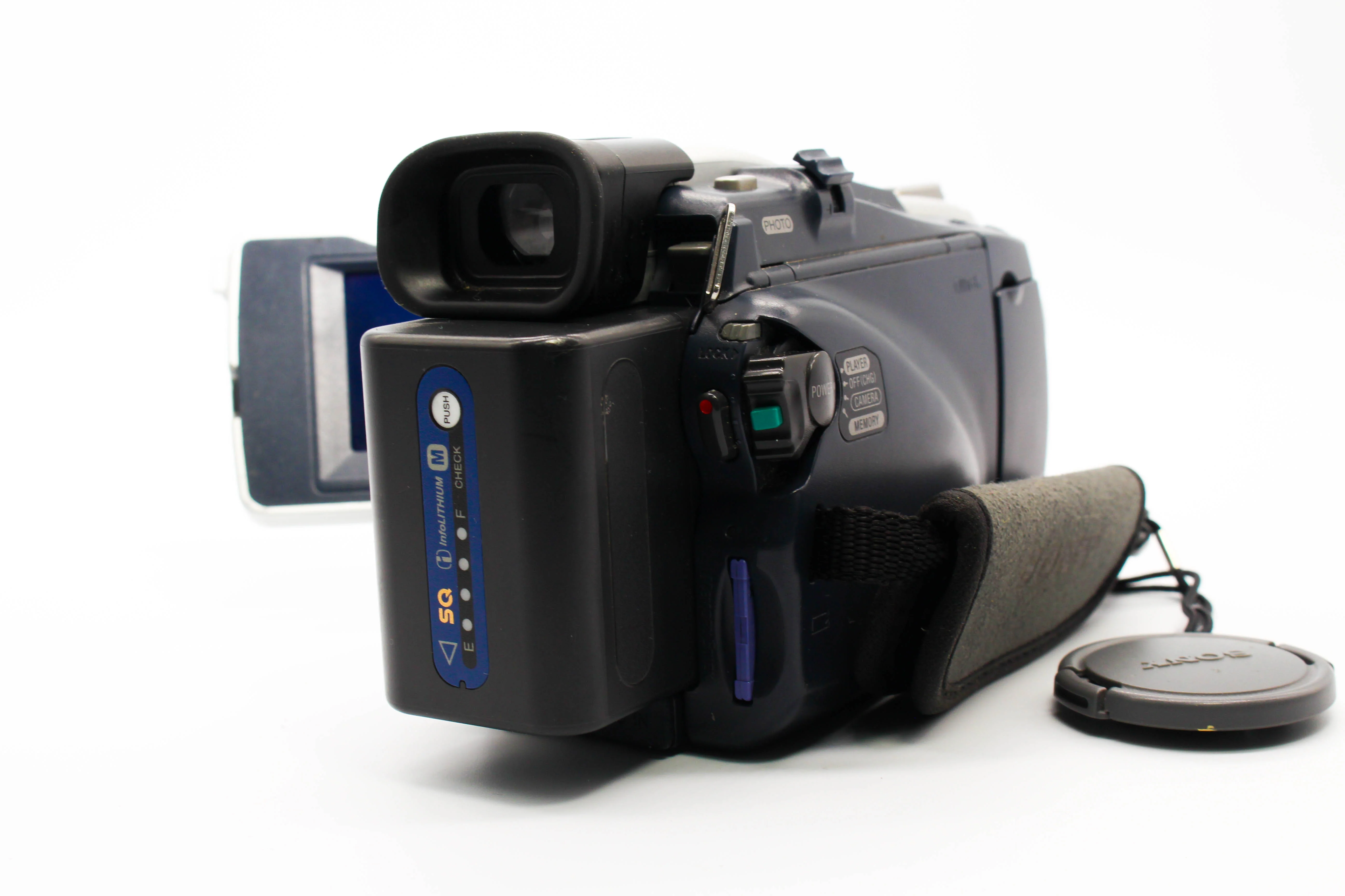 Sony DCR-TRV18E MiniDV Video Handycam Camcorder Camera - Tested Bundle Excellent - Image 4