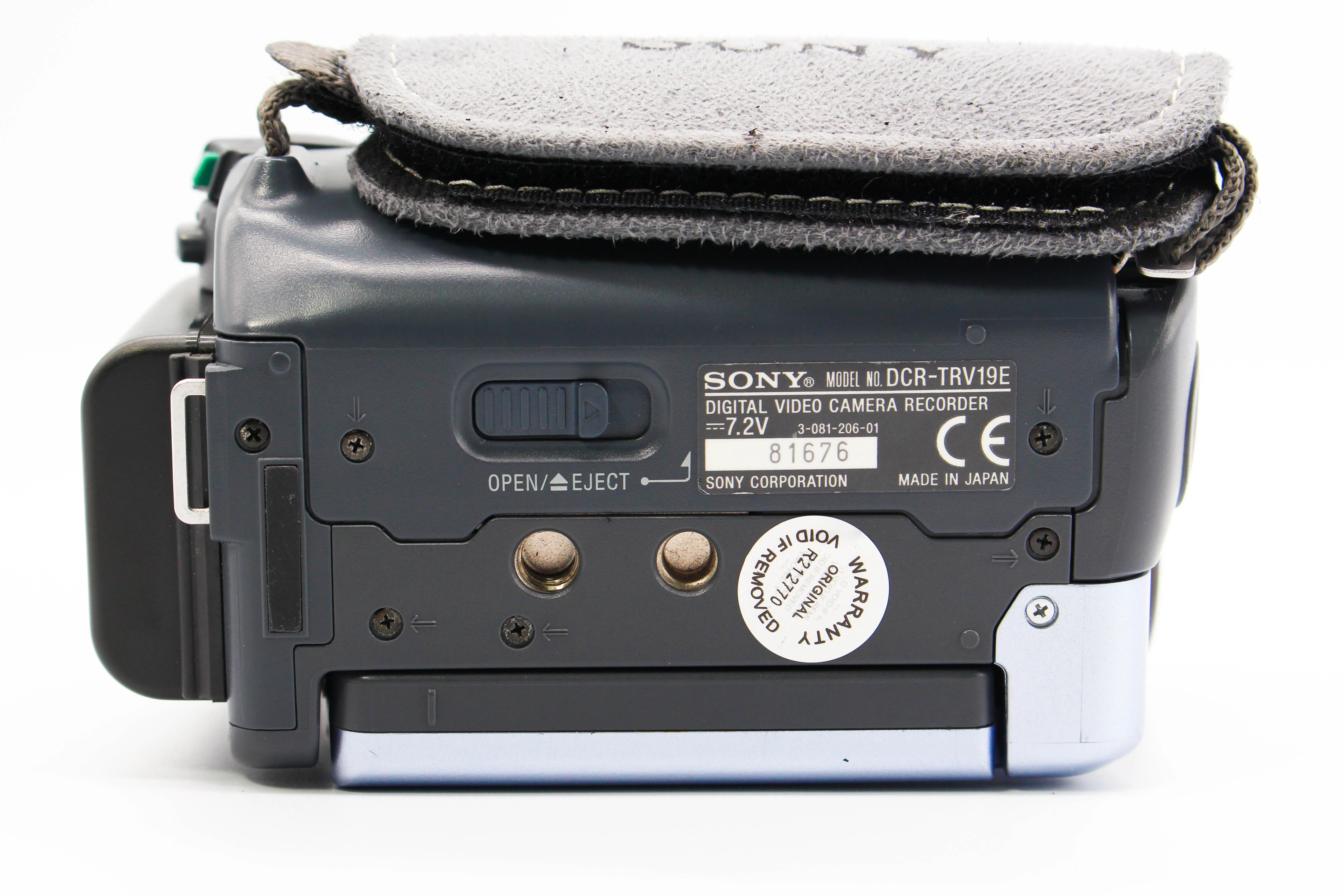 Sony DCR-TRV19E MiniDV Video Handycam Camcorder Camera - Tested Bundle Excellent - Image 9