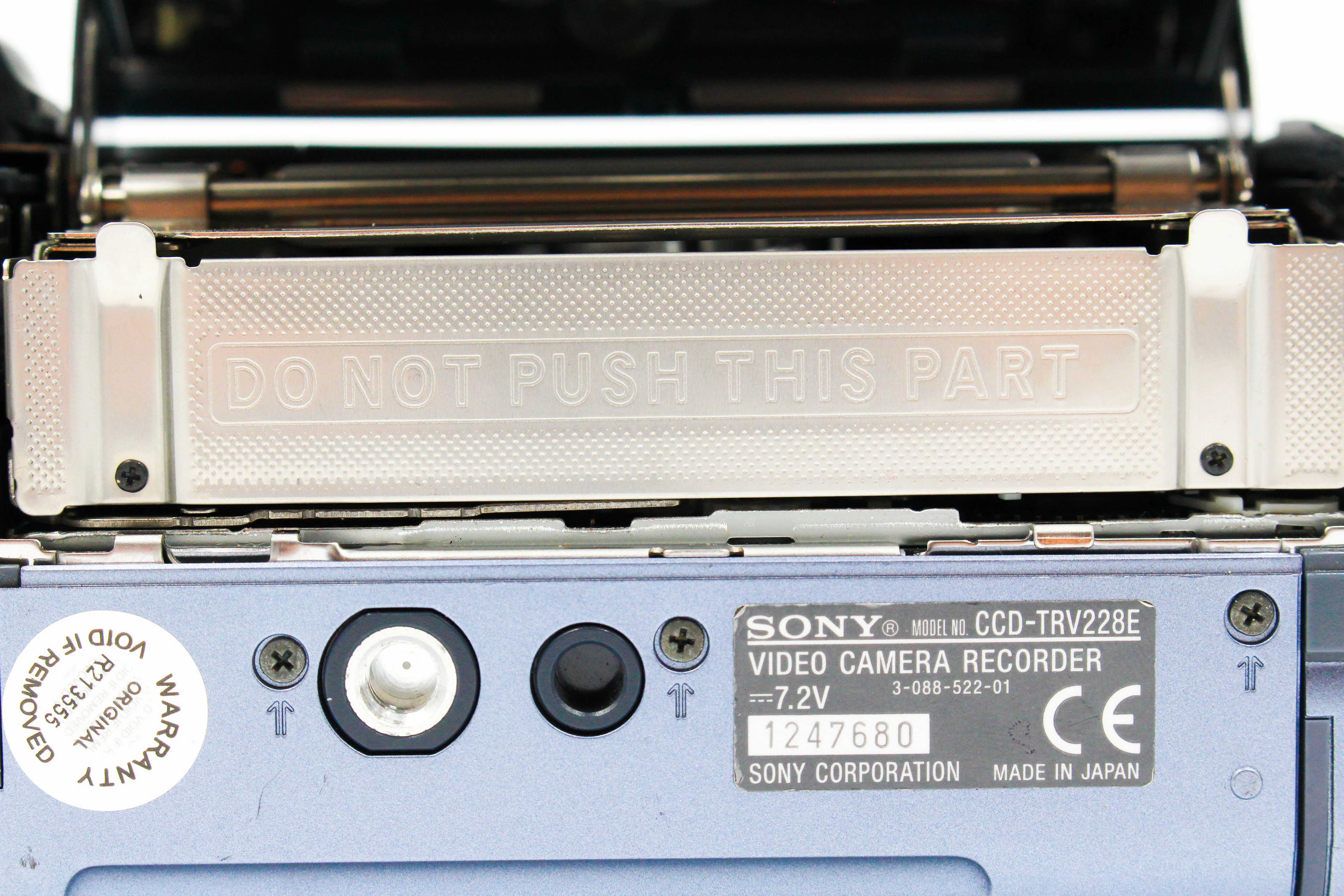 Sony DCR-TRV228E Hi8 8mm Tape Camcorder Digital Video Camera - Tested Bundle Excellent - Image 10