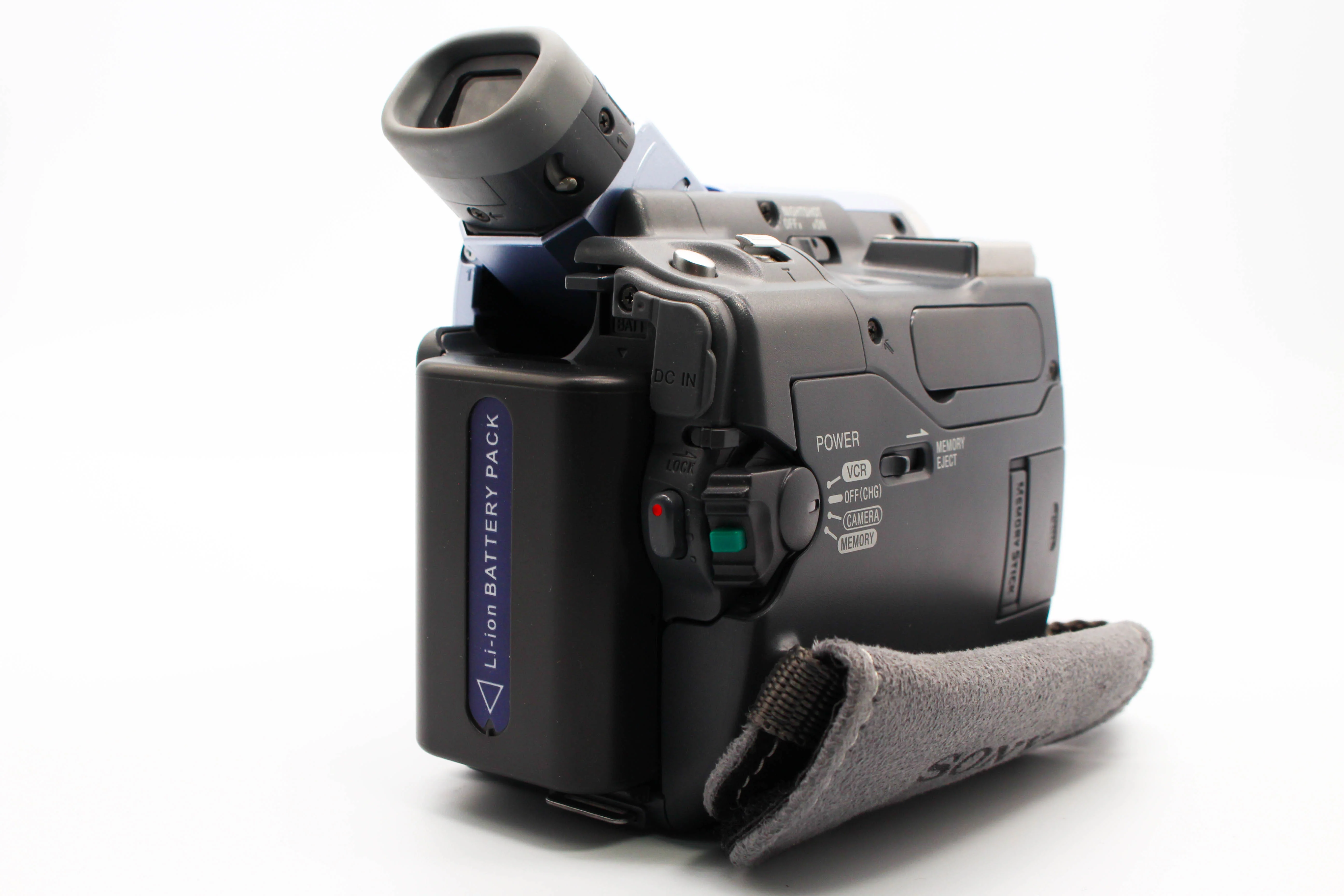 Sony DCR-TRV22E MiniDV Video Handycam Camcorder Camera (Read) - Tested Bundle Excellent - Image 4