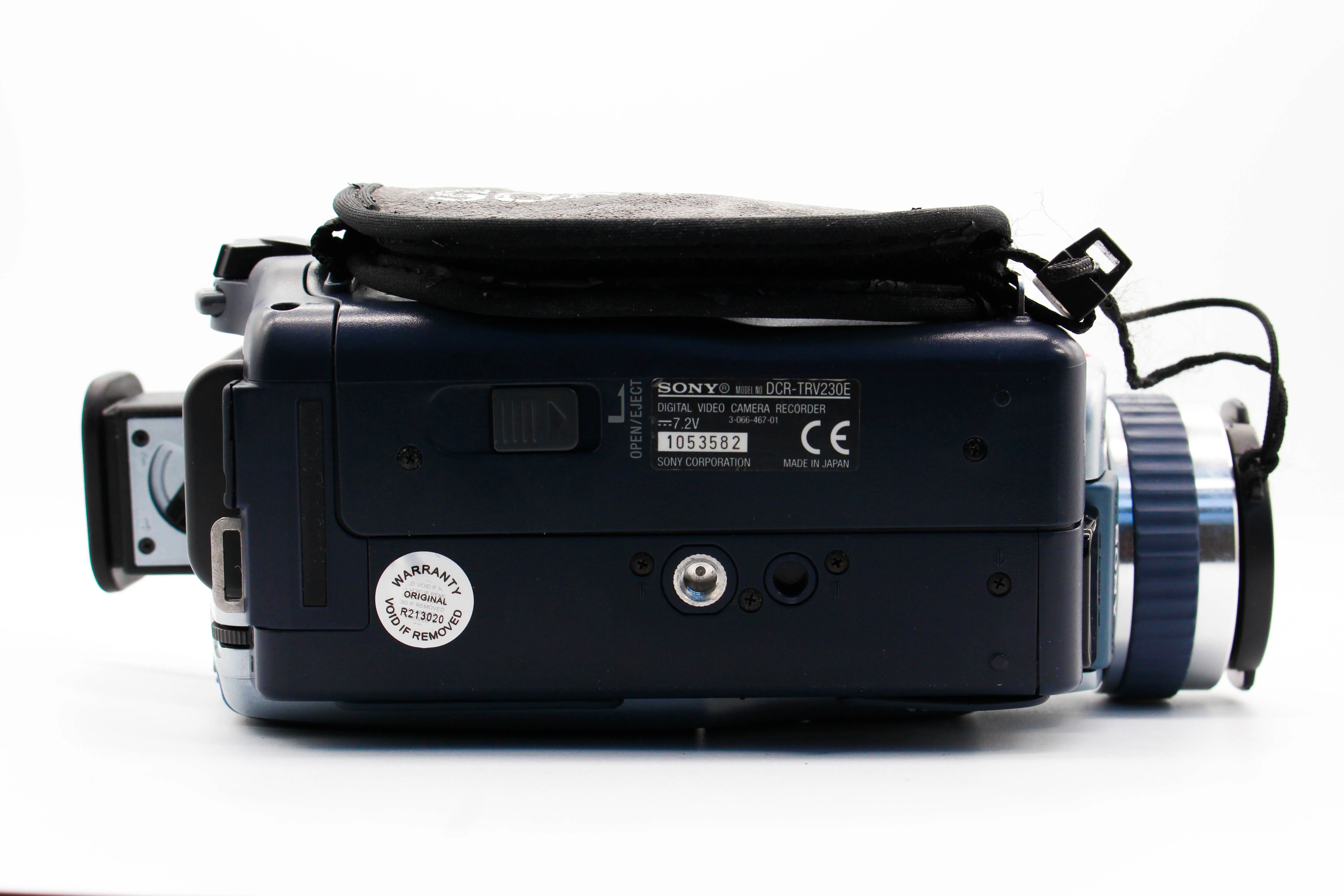 Sony DCR-TRV230E Digital8 Hi8 Video8 8mm Digital Video Handycam Camcorder Camera - Tested Bundle Excellent - Image 7