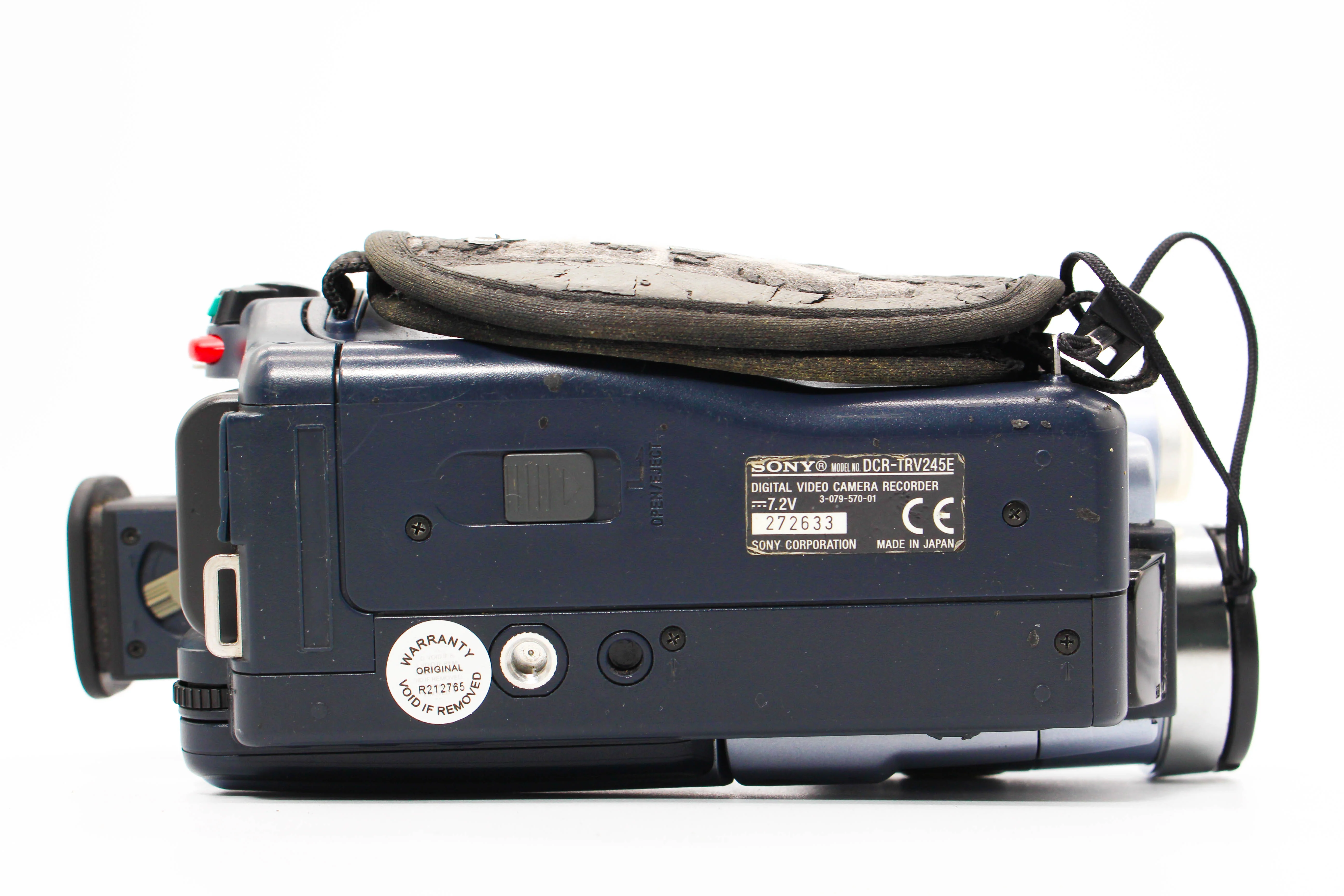 Sony DCR-TRV245E Digital8 Hi8 Video8 Handycam Digital Video Camcorder - Tested Bundle - Image 10