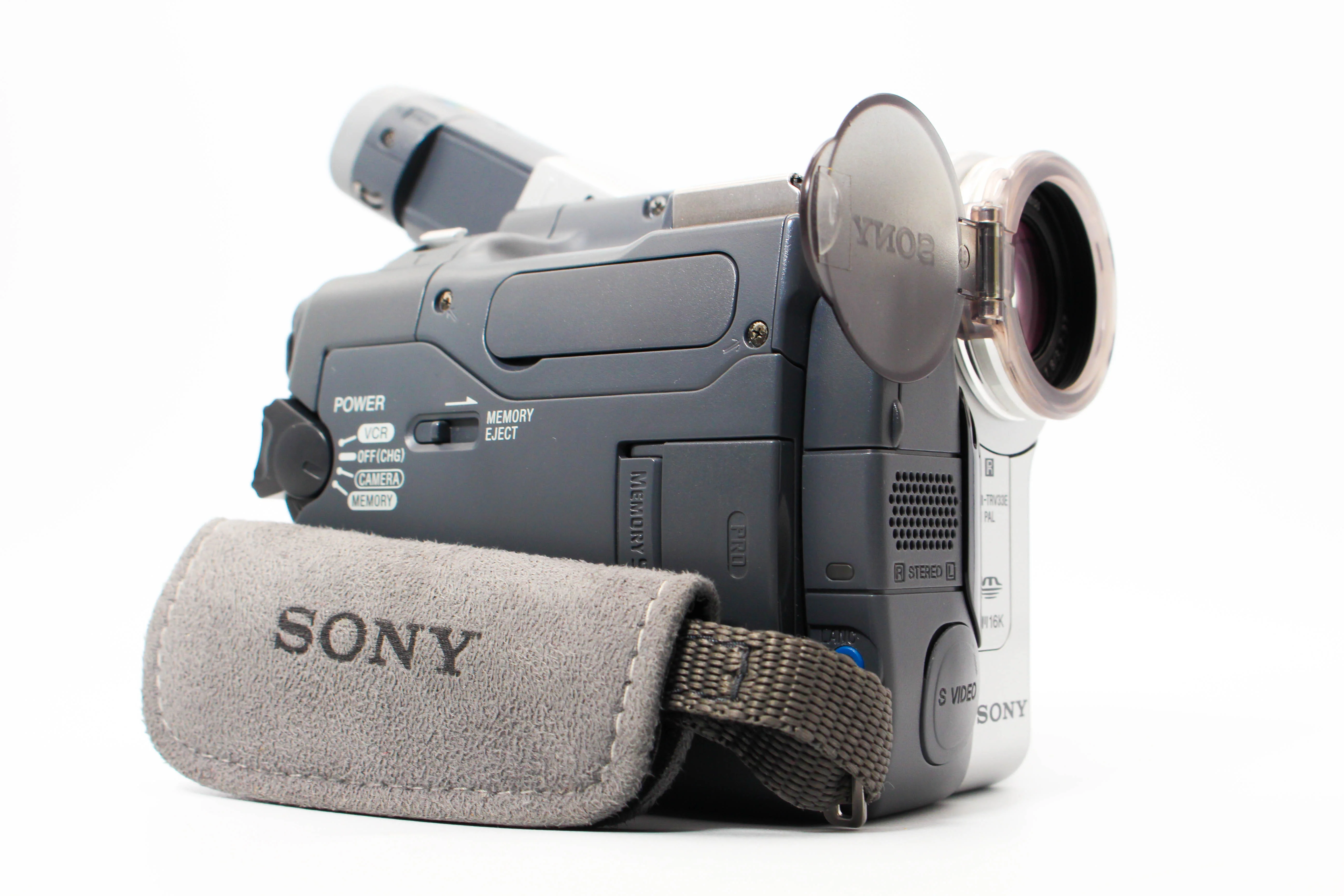 Sony DCR-TRV33E MiniDV Handycam Digital Video Camcorder Camera - Tested Bundle Excellent Mint - Image 3