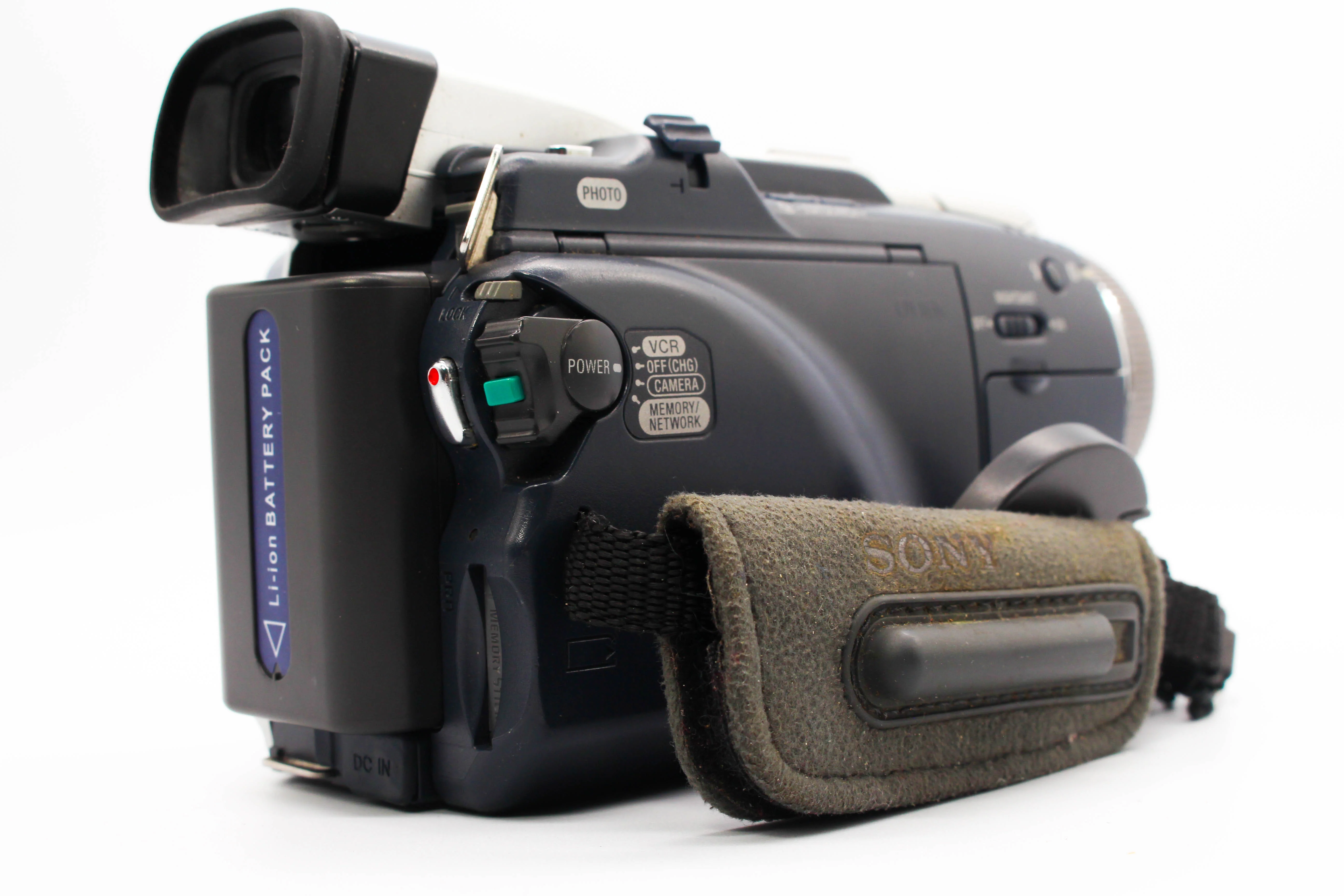 Sony DCR-TRV80E MiniDV Handheld Digital Video Camera Camcorder - Tested Bundle Good - Image 4