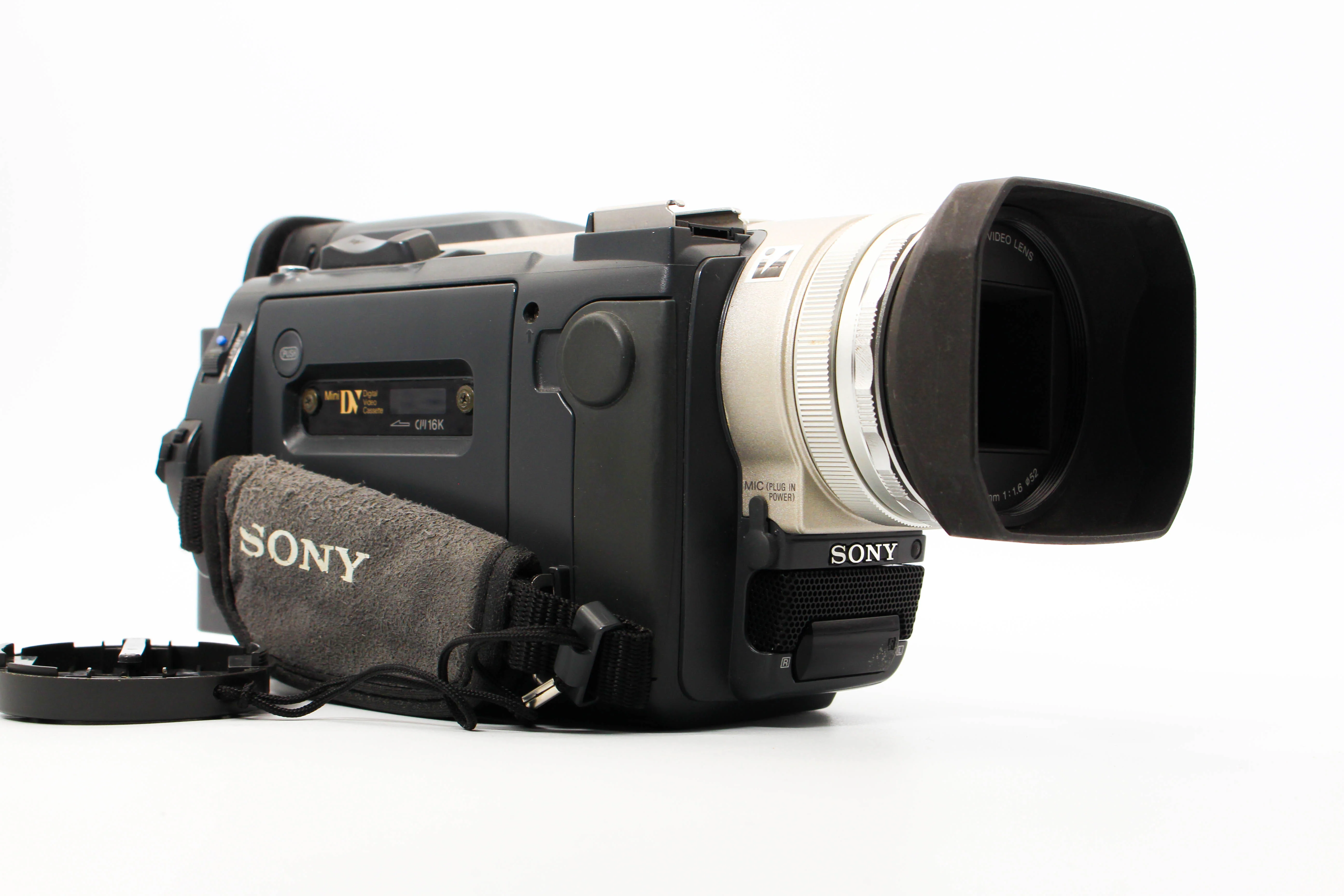 Sony DCR-TRV900E MiniDV Digital Handycam Video Camera Camcorder - Tested Bundle Excellent - Image 3