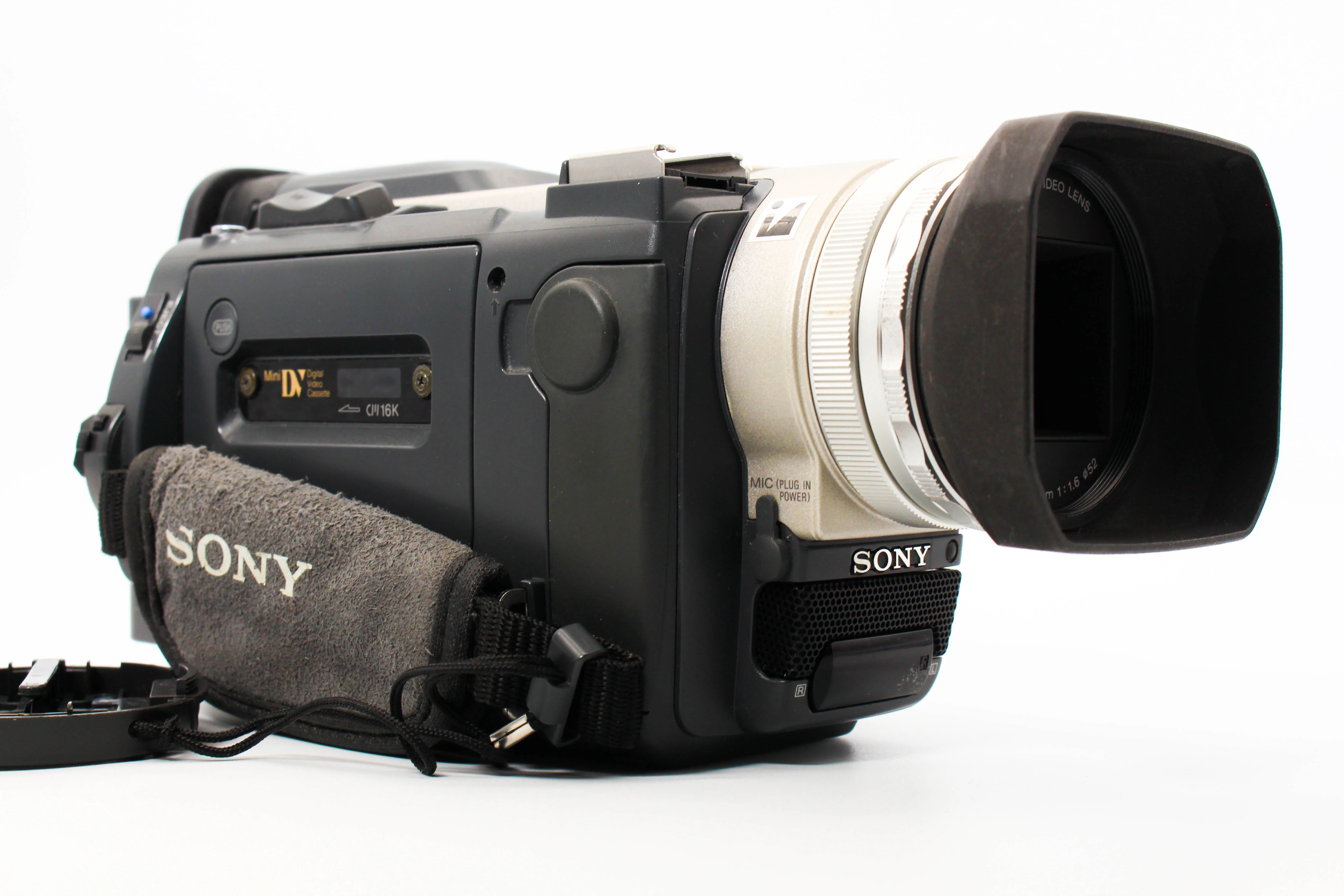 Sony DCR-TRV900E MiniDV Digital Handycam Video Camera Camcorder - Tested Bundle Excellent - Image 4