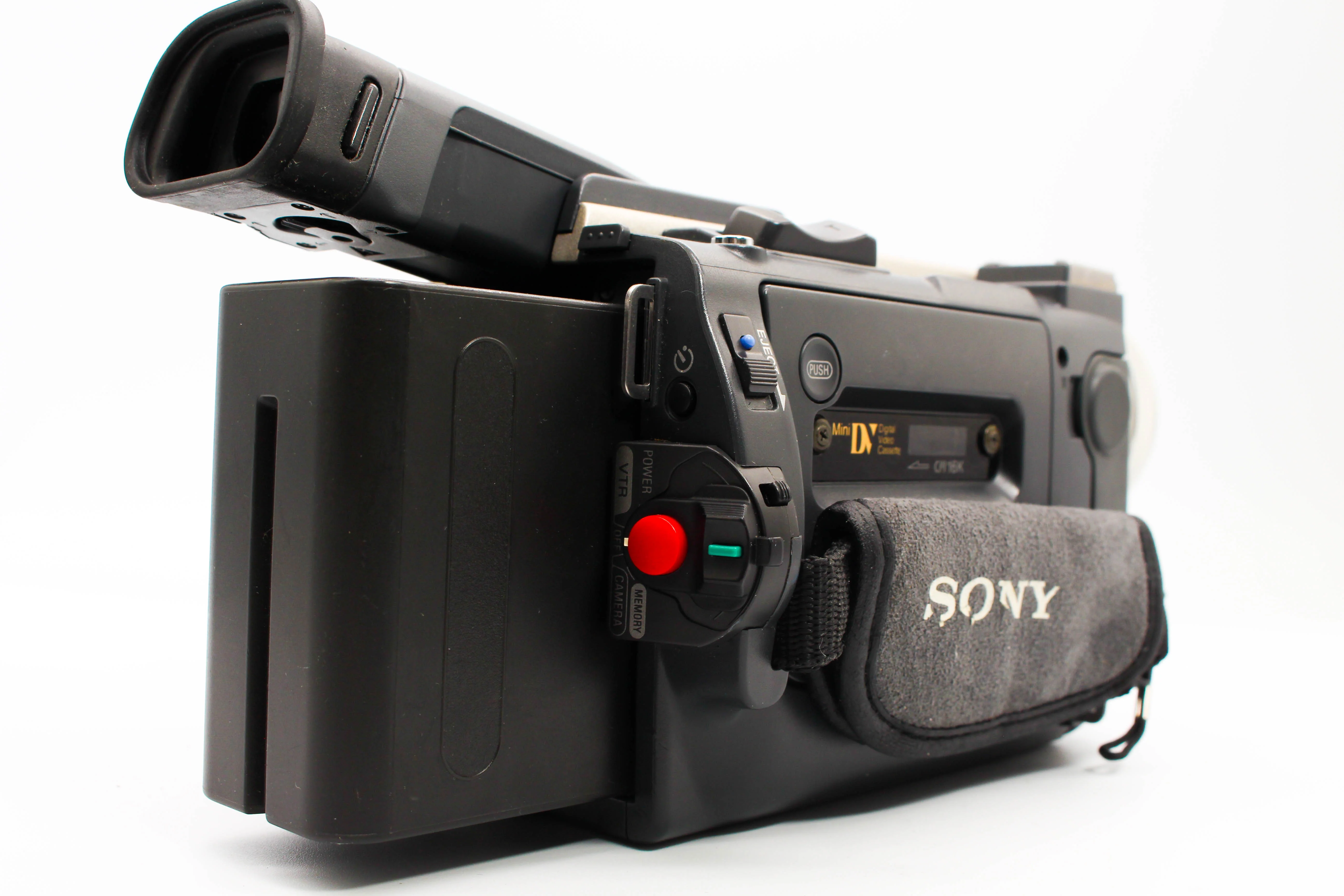 Sony DCR-TRV900E MiniDV Handycam Camcorder Digital Video Camera - Tested Bundle Excellent - Image 4