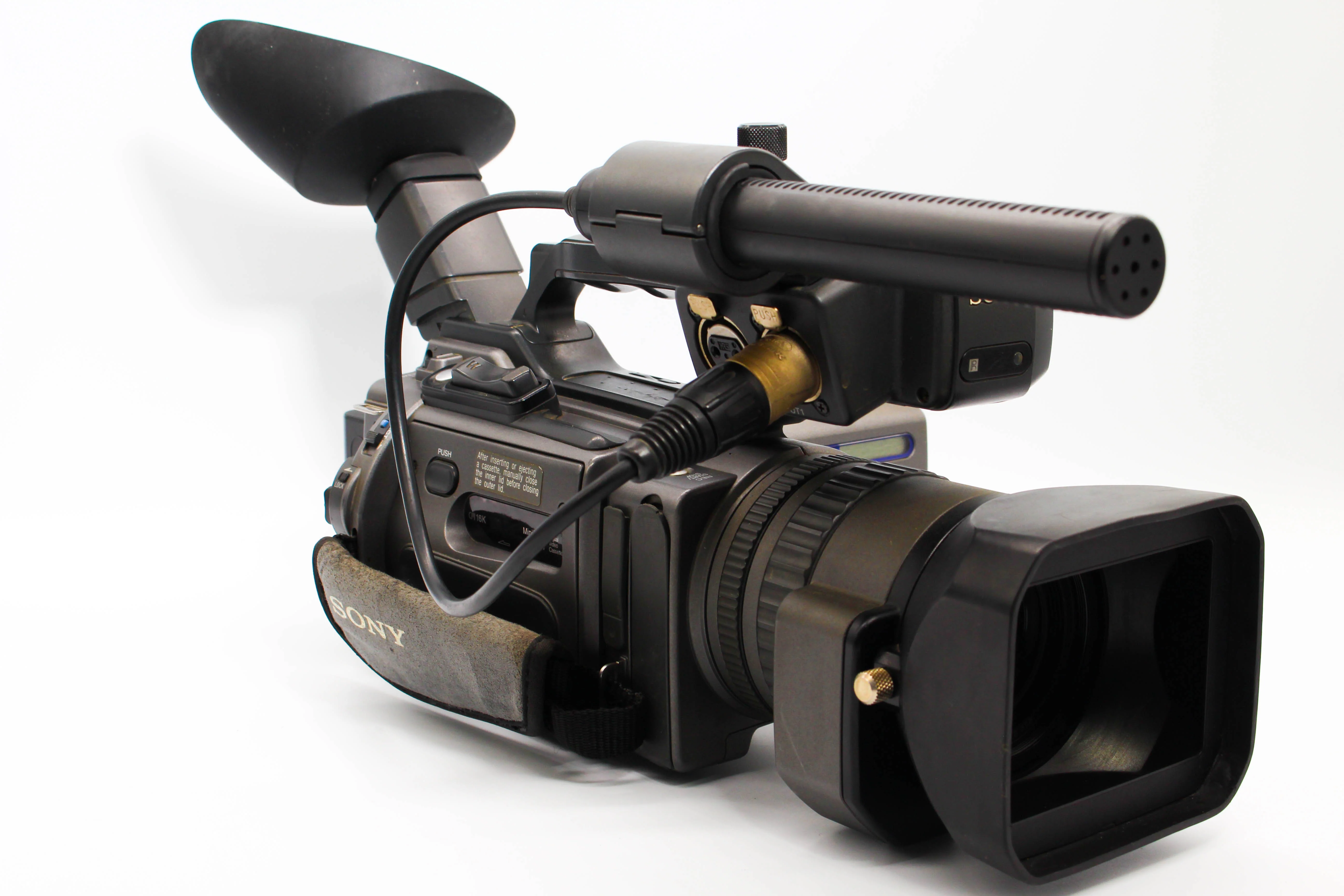 Sony DSR-PD150P MiniDV Digital Video Handycam Camcorder Camera - Tested Bundle - Image 4