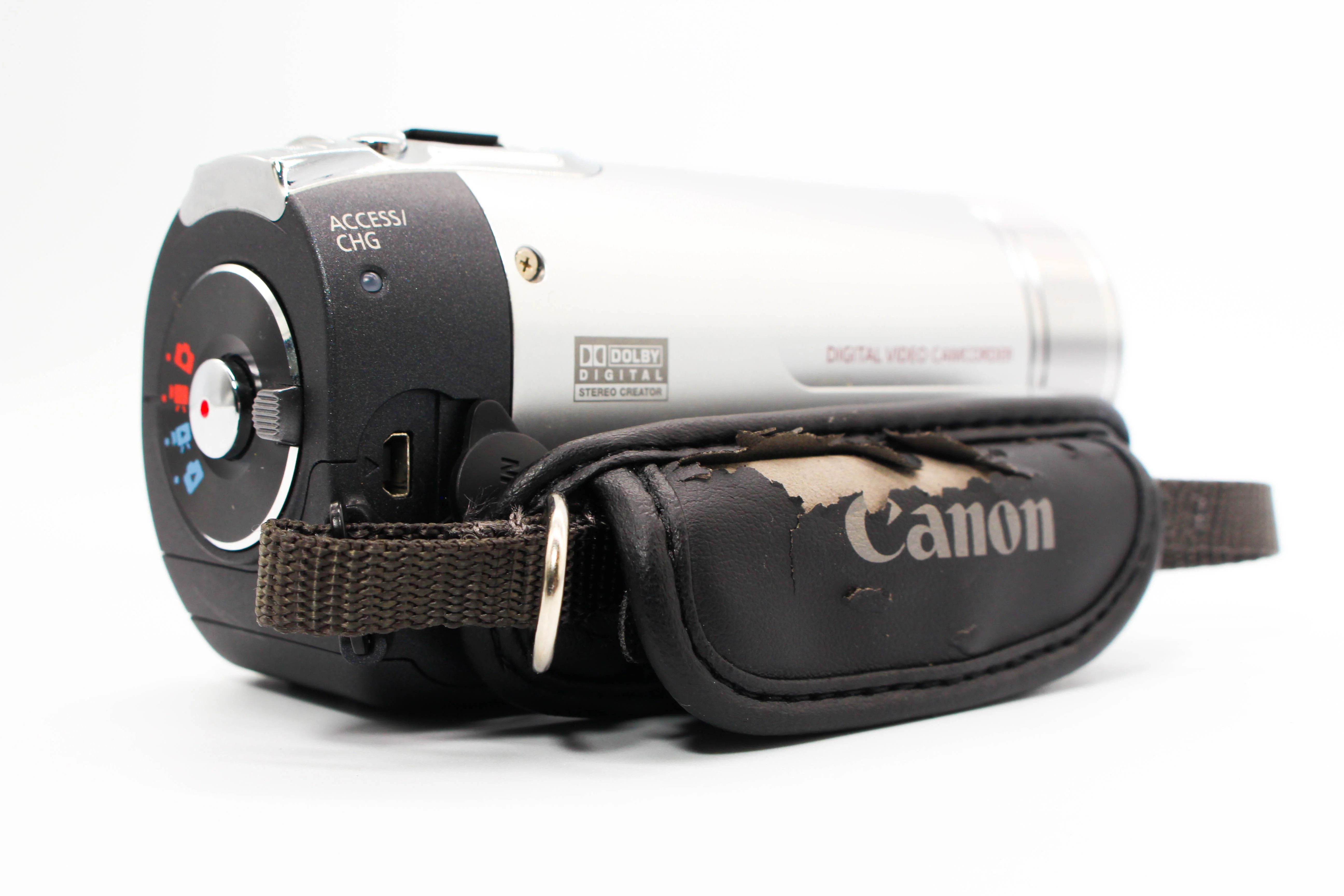 Canon FS100E HD SD Card Digital Video Camera Camcorder - Tested Bundle Good - Image 4
