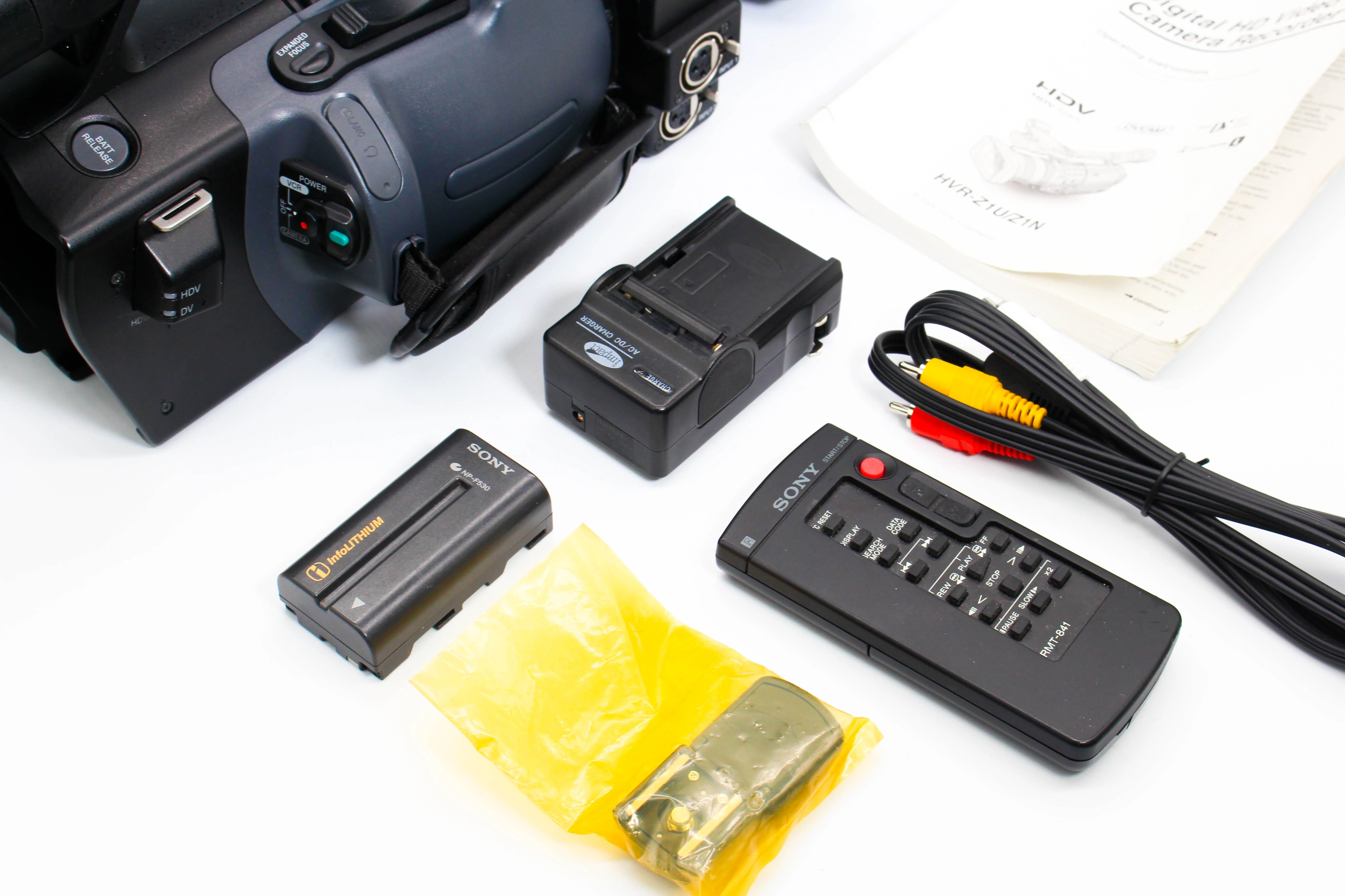 Sony HVR-Z1U NTSC MiniDV DVCAM Video Handycam Camcorder Camera - Tested Bundle Excellent - Image 2