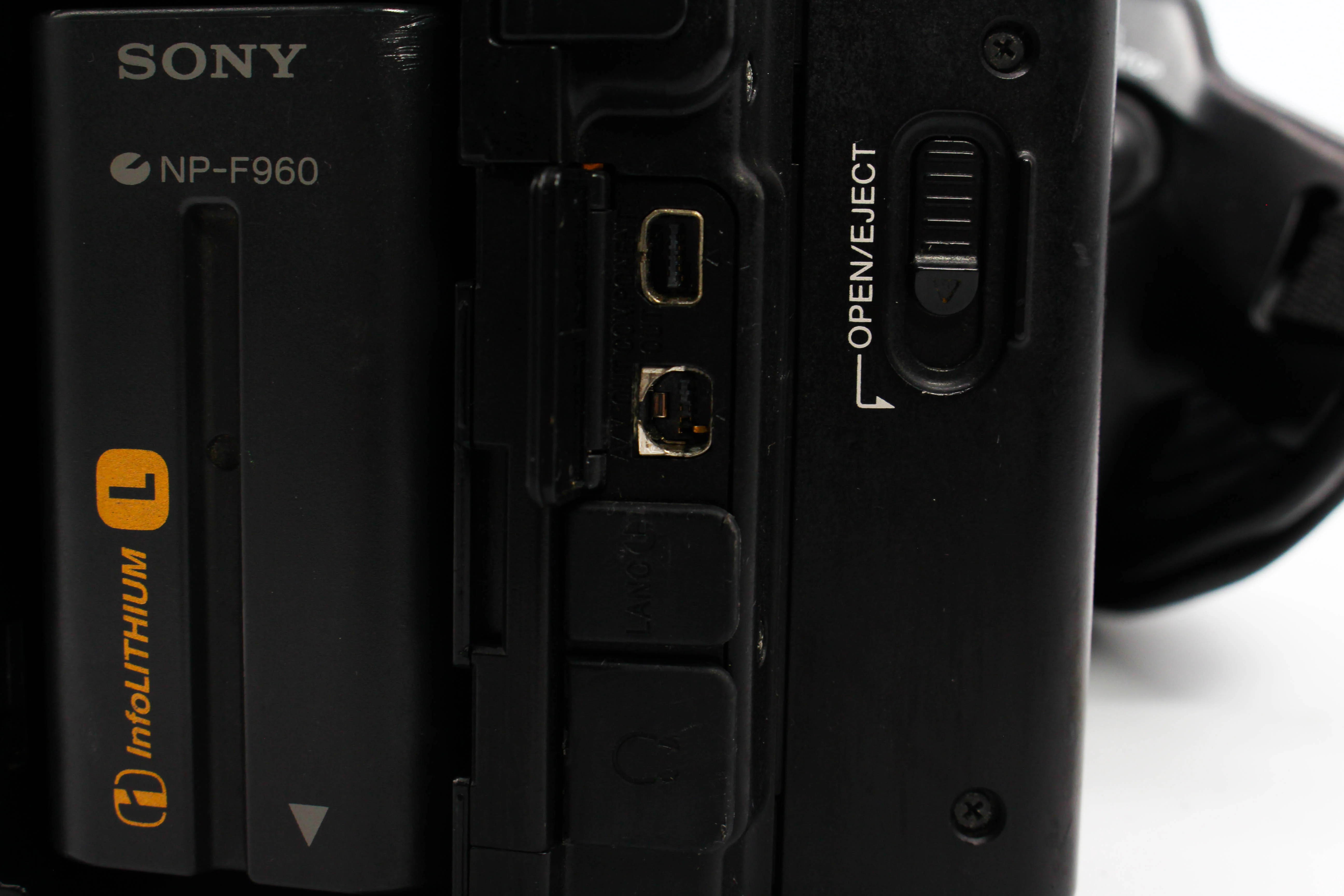 Sony HVR-Z7E MiniDV DVCAM Video Handycam Camcorder Camera (Read) - Tested Bundle - Image 8