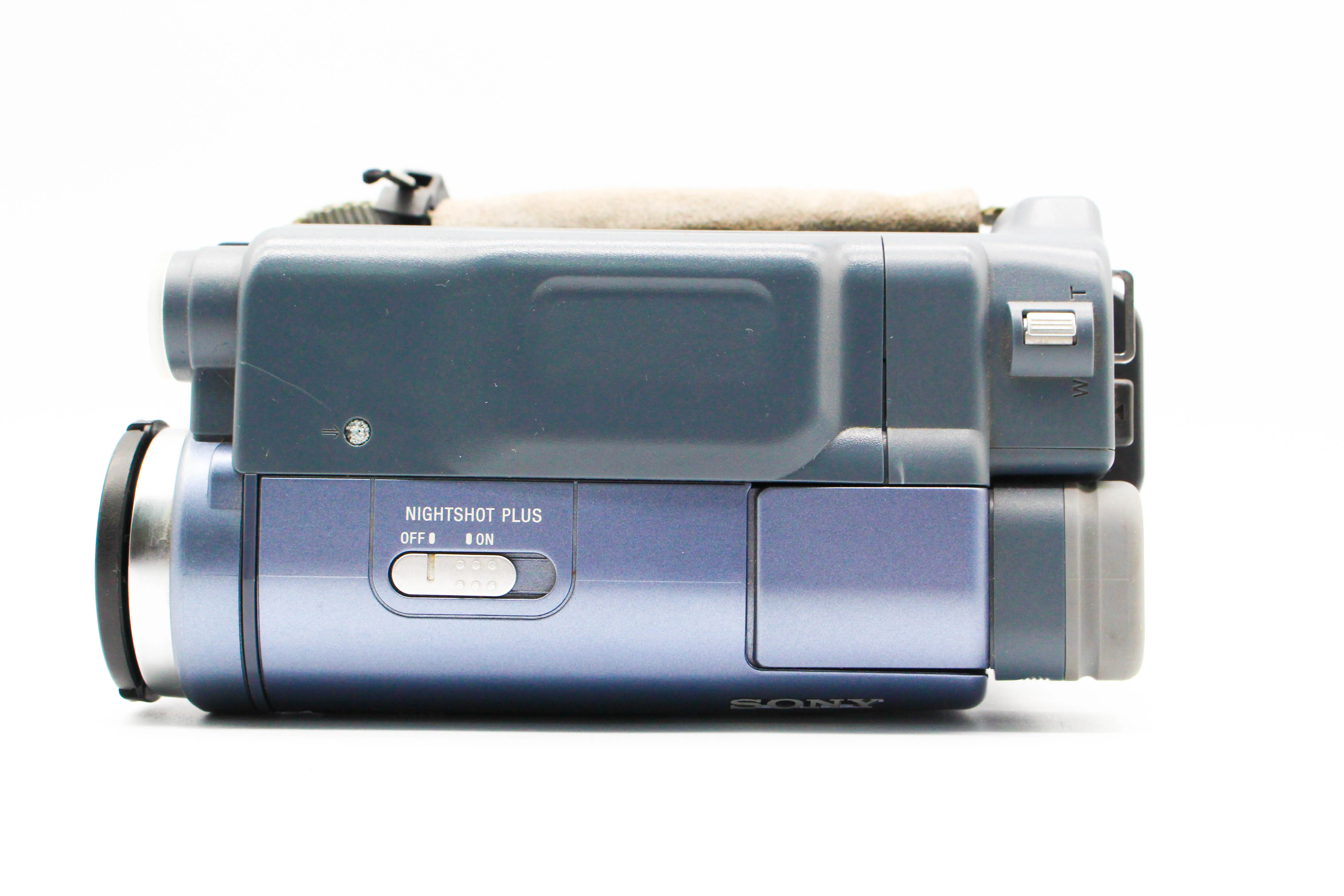 Sony CCD-TRV228E Hi8 Analog Camcorder Handycam Video Camera - Tested Bundle - Image 8
