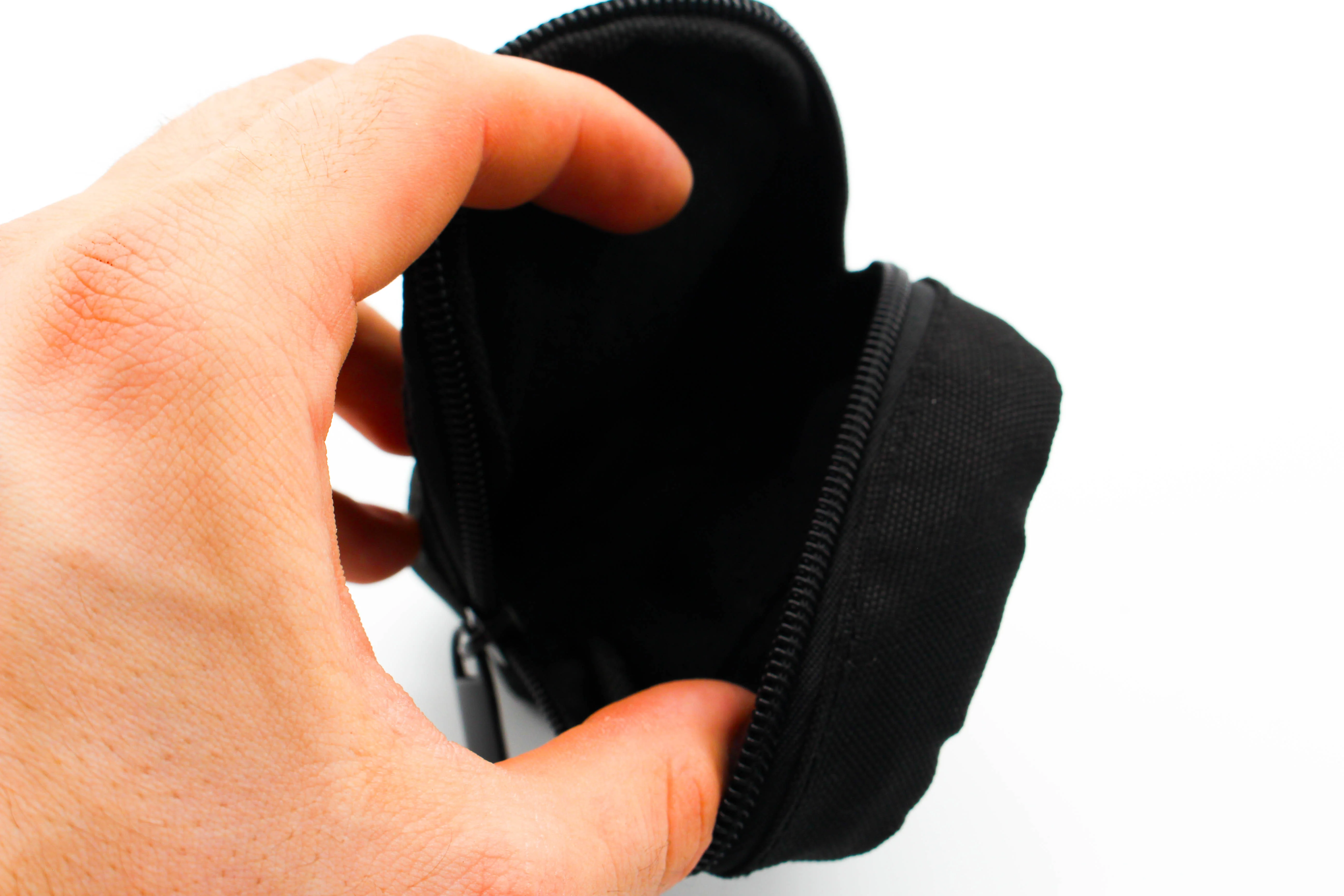 Unbranded Small Digicam Carry Pouch with Belt Loop For Digicam - Excellent - Image 2